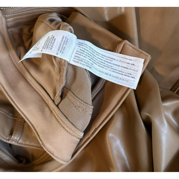 Abercrombie Curve Love The 90s Straight Ultra High Rise Faux Leather Carmel Sz 6 - Picture 8 of 9
